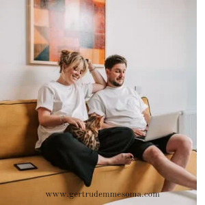 couple-spending-time-together