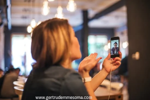 Lady-in-a-long-distance-marriage-having-call-with-her-husband